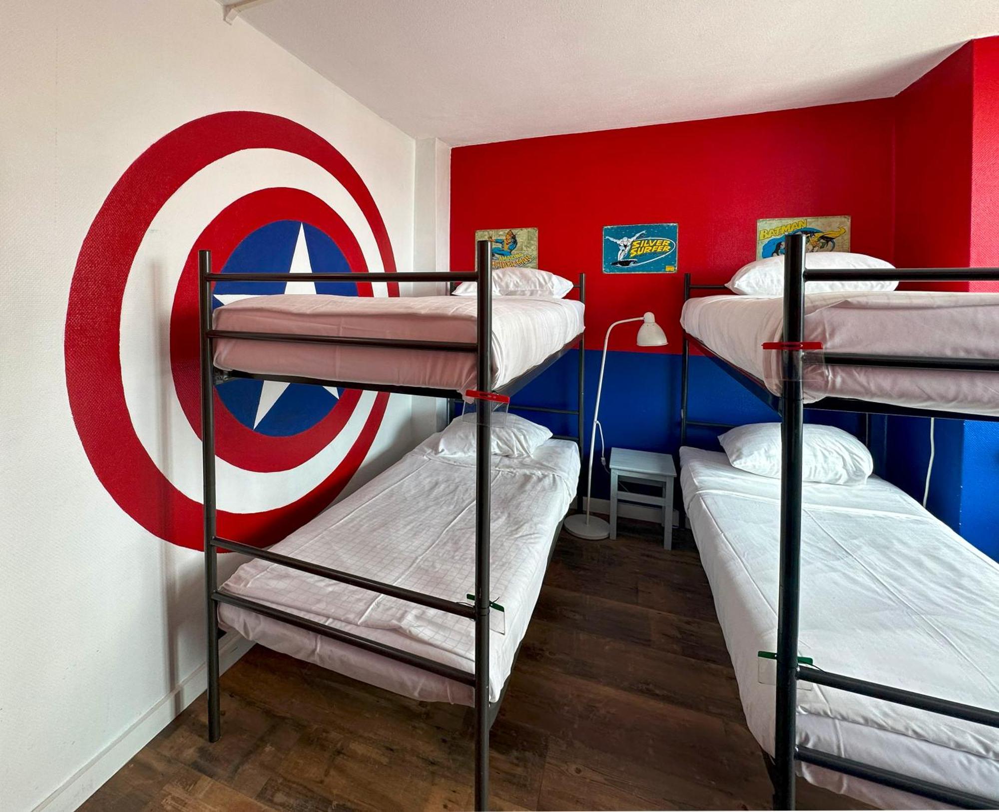 Single Bed Mixed Dormitory Room,1553552725:JPEG